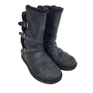 UGG Australia Becket Black Leather Sheepskin Boots Women's Moto Buckle Size 9